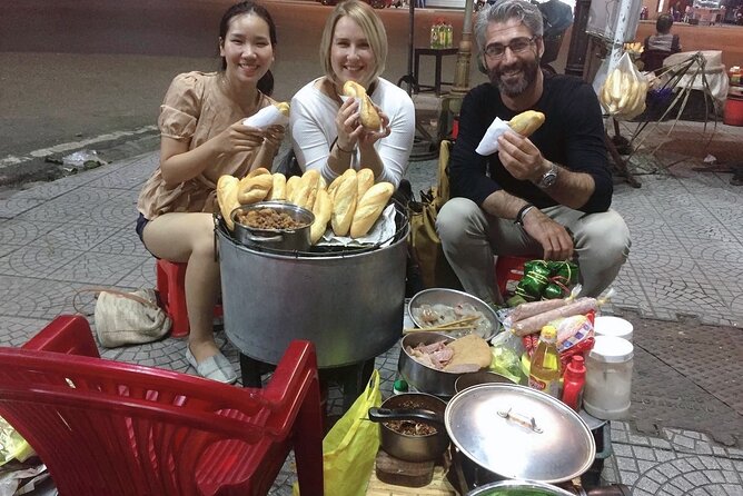 All Inclusive Hue Walking Food Tour with Local Gifts - Bem’s storytelling: food that comes with context