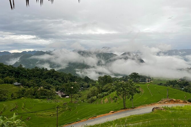 Amazing Mai Chau - Pu Luong 3 days: Waterfall, Rafting & Trekking - Waterfall and rafting: the “wet fun” portion of the trip