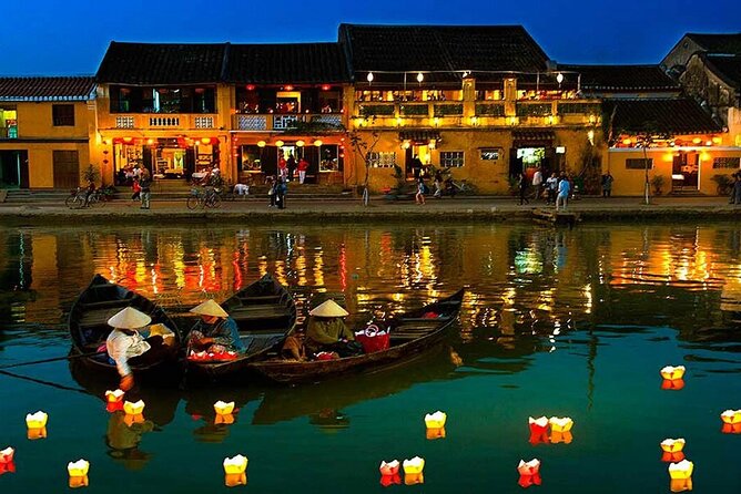 Amazing Vietnam, Cambodia and Thailand 16 Days - The jump to Hanoi and then Halong Bay: when travel becomes the point