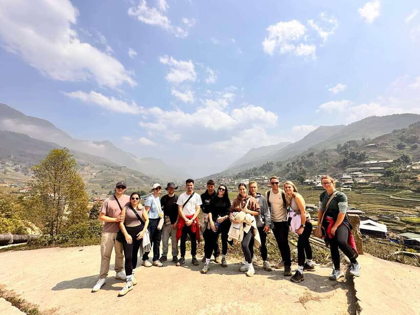 AUTHENIC 2D1N Trek & Bungalow Retreat with Dinh Hmong Family - Ta Van Homestay Night: Cooking Dinner, Family Stories, and a Traditional Dance