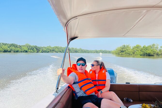 Authentic Mekong Delta Tour With Local Experts By SpeedBoat - Can Giuoc Market: Photo Stops That Feel Like Daily Life