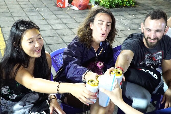Award-winning Saigon Food Tour with GirlPower Drivers | KissTour - Stop 1: Saigon’s street food scene at night (the main tasting block)