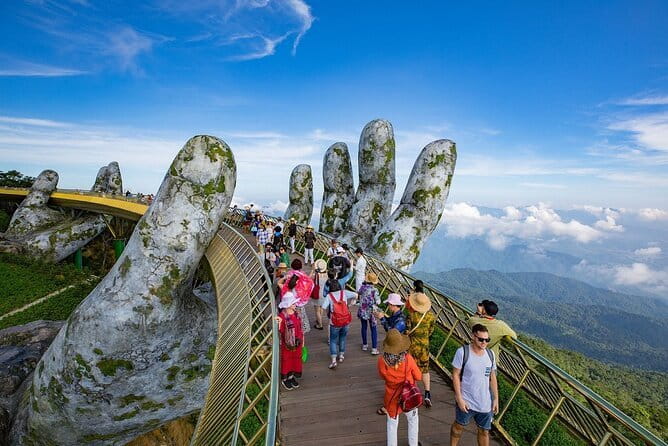 Ba Na Hills - Discover Golden Bridge - Linh Chua Linh Tu Temple Viewpoint Over Da Nang Bay