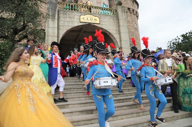Ba Na Hills with Golden Bridge and Cable Car Daily Tour - Crowds, Clouds, and Photo Strategy That Actually Works