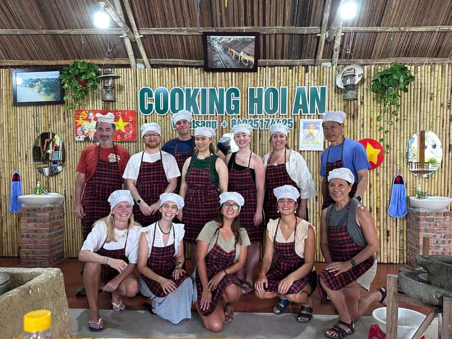 Ba Tran: Hoi An Basket Boat Ride in Water Coconut Forest - Photos, Video, and the Hat Factor