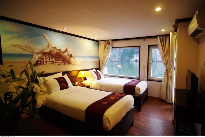 Bai Tu Long bay Luxury Cruise 2D/1N: Less touristy places, Kayaking, full meals - Day 2: Thien Canh Son Cave Options, Then a Slow Return