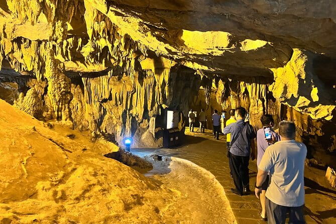 Ban Gioc Waterfall - Nguom Ngao Cave full day - BEST SELLING - What you’re paying for: value in a $70 full-day format