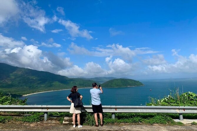 BaNa Hills with Golden Bridge 1 Day Tour from Hoi An/Da Nang - Hotel pickup to Golden Bridge: the cable car is the whole vibe