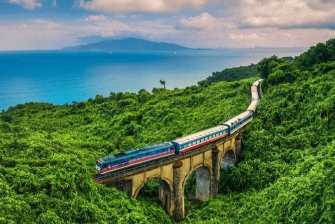 BaNa Hills with Golden Bridge 1 Day Tour from Hoi An/Da Nang - Lunch that actually helps: buffet plus vegetarian option