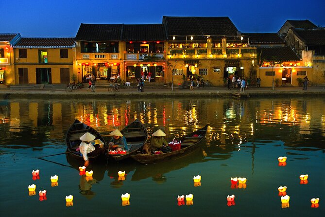 Basket Boat Tour, Hoi An city, boat trip and lantern release - Night market time: free shopping, but set your boundaries