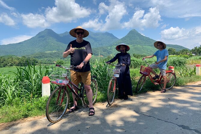 Bavi Eco Tour: Immerse in Authentic Village Life Outside Hanoi - Cycling the rice fields: 45 minutes of rural trails and paddy views