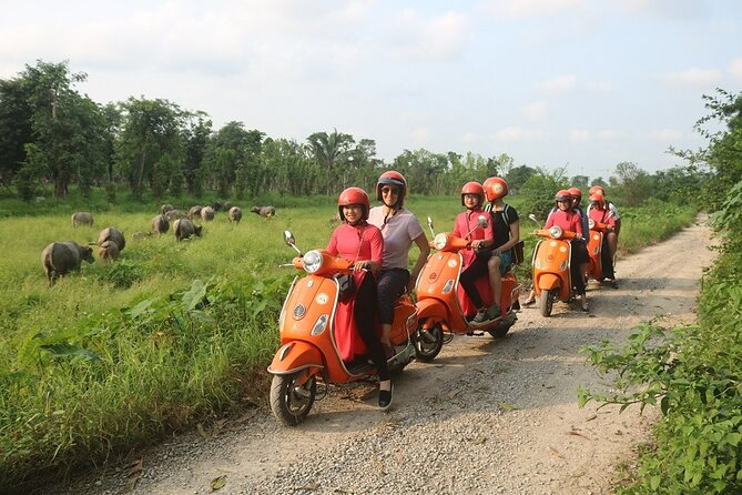 Beautiful Female Riders Vespa Red River Countryside Tour 5 Hours - Long Bien Bridge: A Straightforward Stop With a Real View Payoff