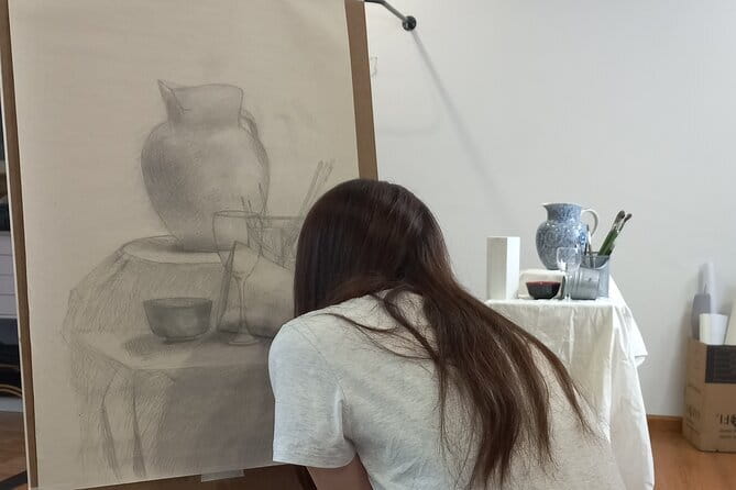 Beginner Painting & Drawing Class in Hanoi – Art Tutor Hanoi - A quiet garden studio beats the Hanoi rush