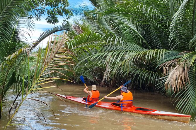 Ben Tre Mekong Zig Zag: Scooter, Sailboat, and Food (Full day) - Ben Tre city street food and a local market pass