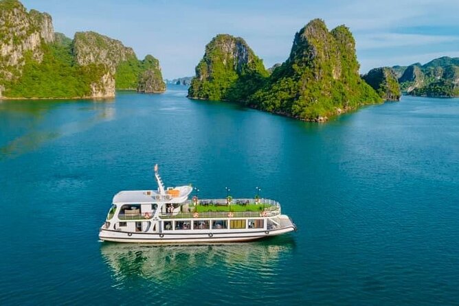 Best Halong Bay Tour One Day On Luxury Cruise 6 Hours Cruising - Luon Cave By Bamboo Boat Or Kayak: Feeling The Lagoon Up Close