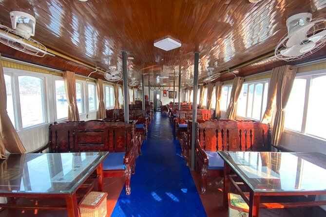 Best love - Full Day Boat Tour to Lan Ha Bay and Ha Long Bay - Lunch on board: traditional Vietnamese food with vegetarian options