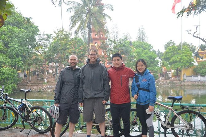 Bicycle Tours Hanoi: Half Day Hanoi City Bicycle Tours - Stop 3: Hữu Tiep Lake and the Downed B-52 Area
