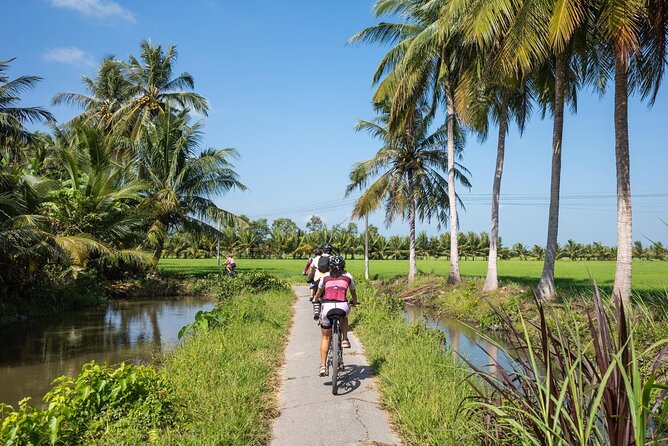 Bike And Boat Mekong Delta Cycling Tour - 7:30 Pickup at Saigon Opera House and a Smooth Start