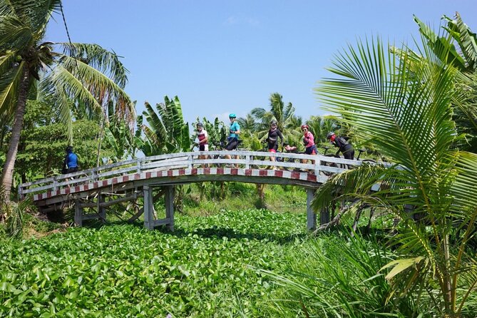 Bike And Boat Mekong Delta Cycling Tour - Guides and Teamwork: What Makes the Experience Click