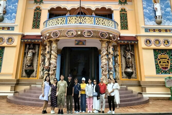 Black Virgin Mountain Sightseeing Day Tour in Tay Ninh - District 1 Pickup to Tay Ninh: the early start and the ride reality