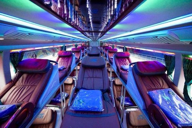 Bus ticket Hanoi to Ha Giang: Sleeping - Limousine - Cabin Bus - Key Things I’d Bet You’ll Notice