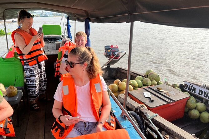 Cai Be - Can Tho Floating Market 2 days 1 night - Cycling and a local home lunch: seeing life beyond the boats