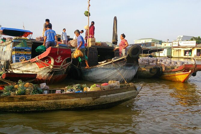 Cai Rang Floating Market - My Tho & Ben Tre - VIP Private Tour - Cai Rang Floating Market: Boats, Breakfast, Fruit, and Noodle Details