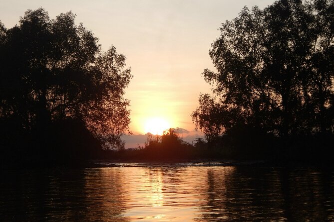 Cai Rang floating market, see sunrise, CaCao orchard, small canal - Who should book this tour (and who might look elsewhere)