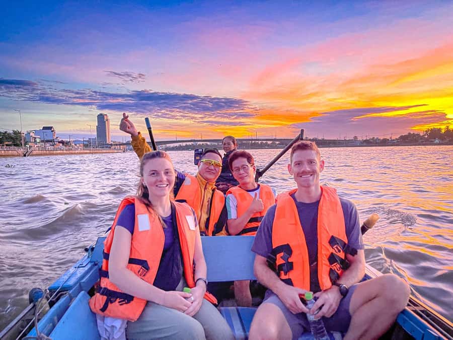 Can Tho: A Real Mekong Tour, Floating Market, Cacao & Life's - Getting off the main route: quiet canals and “slow boat” time