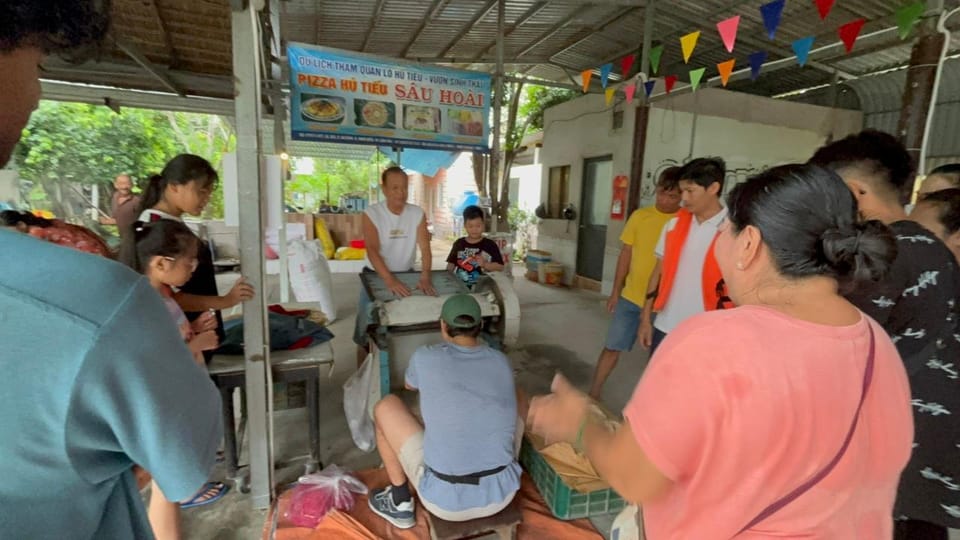 Can Tho: Floating Market, Cacao & Canals with French Guide - Peaceful Canals and a Village Walk With Shade and Time
