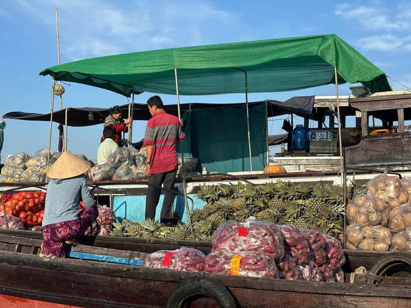 Can Tho: Floating Market, Cacao & Canals with French Guide - Meeting at Kim Long Hotel and the 5:30 AM Start
