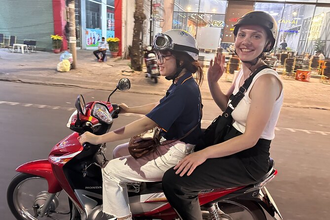 Can Tho food tour voted by local - Vegan option is available - The guide factor: why the night can feel fun, not frantic