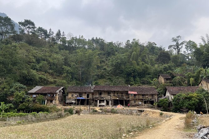 Cao Bang Easy Trekking Tours 2Days/1Night Ban Gioc Waterfall ET1 - Day 2: Quay Son River trail, Trúc Lâm Pagoda viewpoint, then Ban Gioc up close