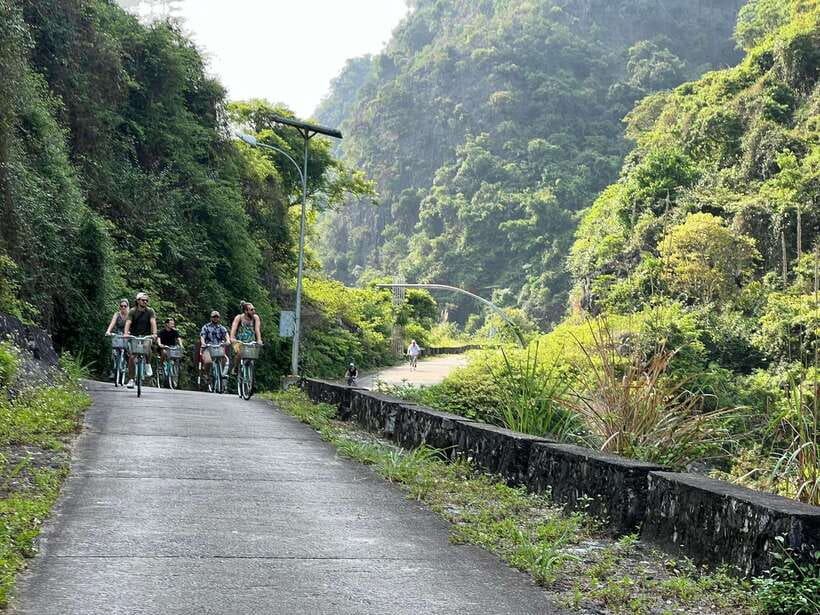 Cat Ba: Full- day trip with biking, kayaking, meal, tickets - Morning Pickup to Beo Harbour: The Day Starts Early for a Reason
