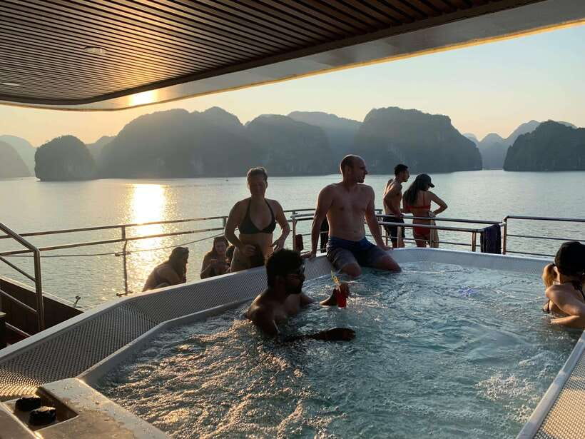 Cat Ba Island: Lan Ha Bay Full-Day with Luxury Cruise - Kayaking through Bright Cave: the highlight that adds real adventure