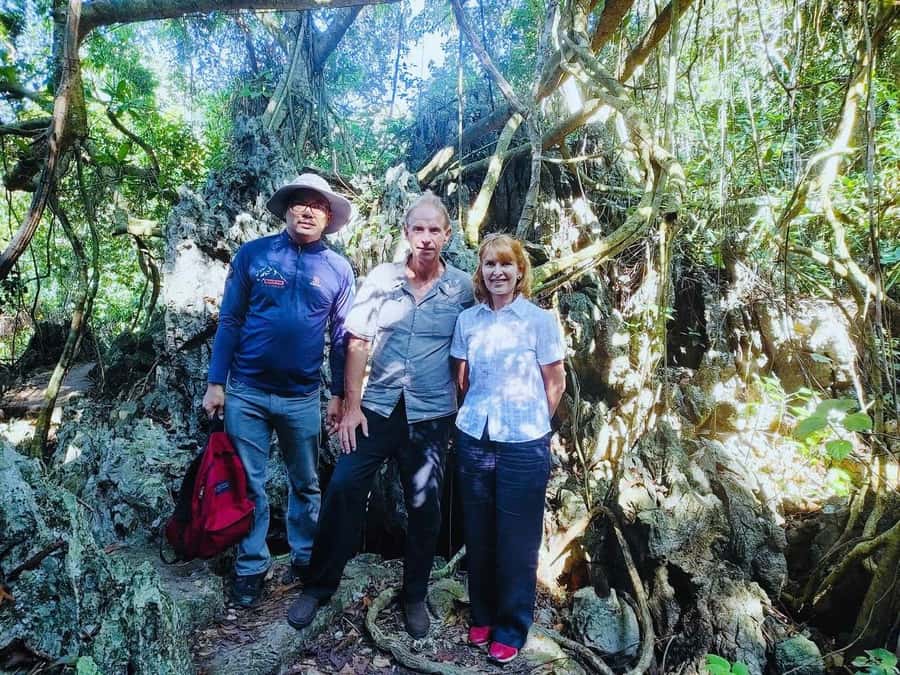 Cat Ba: Lan Ha Bay Halfday Cruise with Kayaking - Getting started: pickup, the meeting point, and the short drive