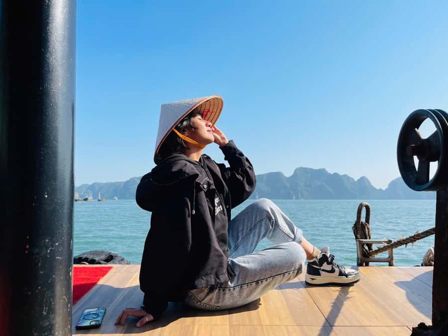 Cat Ba: Night Kayaking with Glowing Plankton - Dinner on Cat Ba: Simple Vietnamese Comfort Food