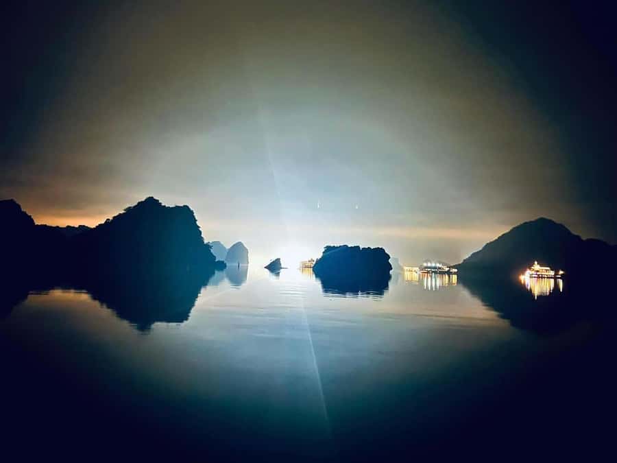 Cat Ba: Night Kayaking with Glowing Plankton - Night Kayaking in the Dark and the Glowing Plankton Moment
