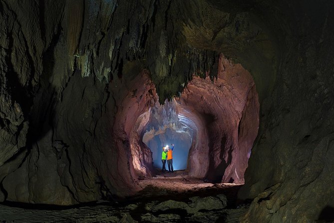 Cha Loi Cave 1 day like Tazan in the Jungle - Cha Loi Cave: Jungle Basics, Gear On, and a Real Adventure Mood