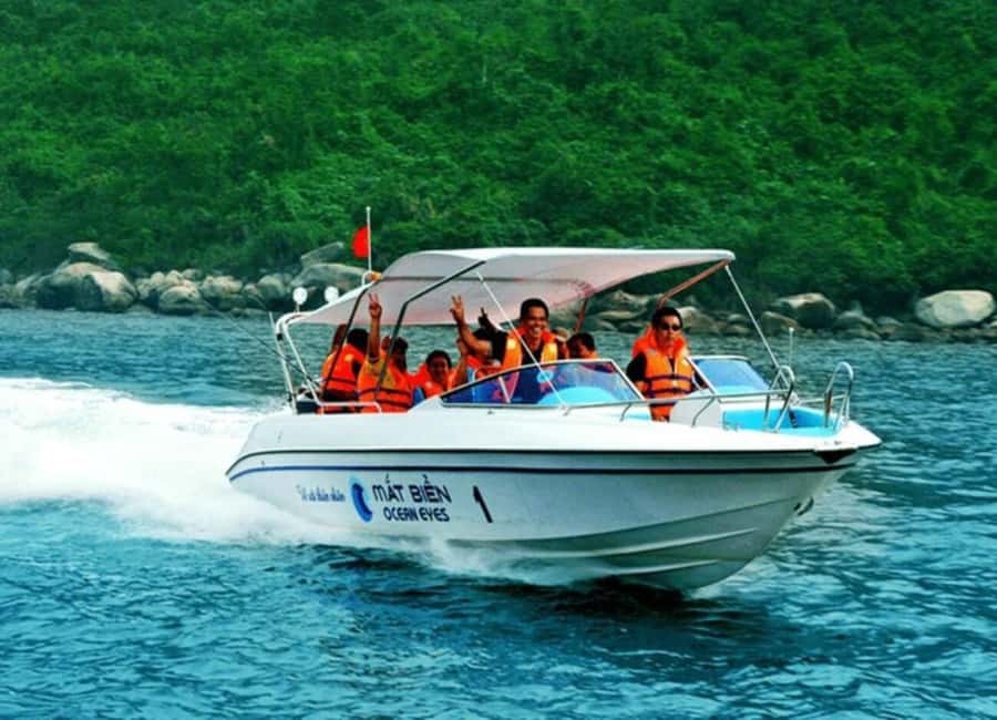 Cham Island: 1-Day Speedboat Trip with Snorkeling and Lunch - Hoi An to Cham Island: The Speedboat Start