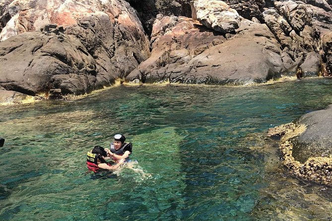 Cham Island Day Tour & Snorkeling from Hoi An with Group tour - Au Thuyen, Hai Tang Pagoda, and Ong Temple: Small Stops That Matter