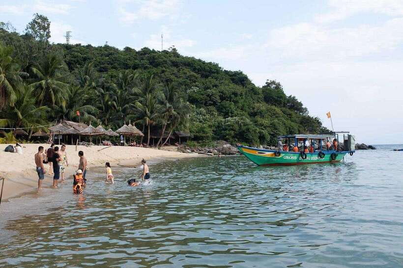 Cham Islands Snorkeling Tour by Speedboat : Hoi An/Da Nang - Snorkeling Around Cham: How to Maximize Your Time at Bai Ong or Bai Chong