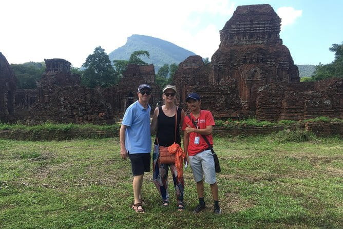 Chan May Port to Golden Bridge or Hoi An by Private Car - Option 2: Marble Mountains and Hoi An Ancient Town on the same day