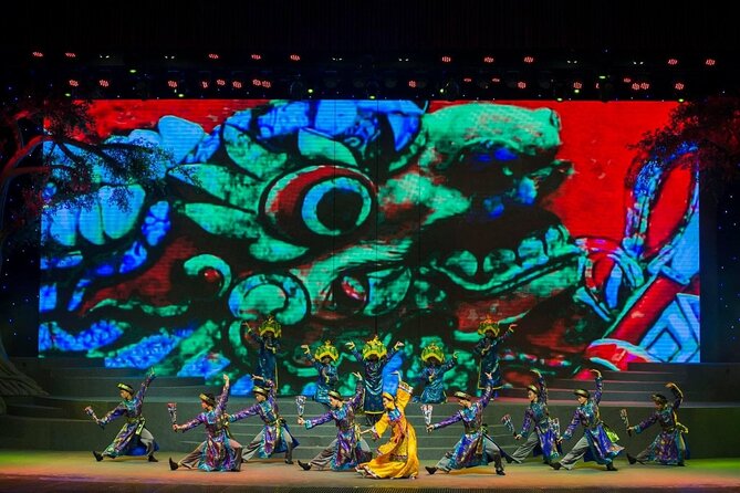 Charming Da Nang Show : Culture-Art-History-LifeStyle of Vietnam - Entering Charming Da Nang Show (and Why It Works)
