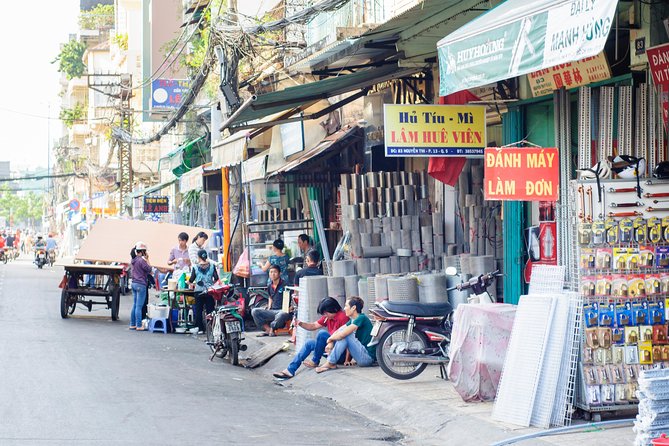 Chinatown Cyclo Journey Half-day Tour - Chinese medicine stop: the real reason this tour feels more local