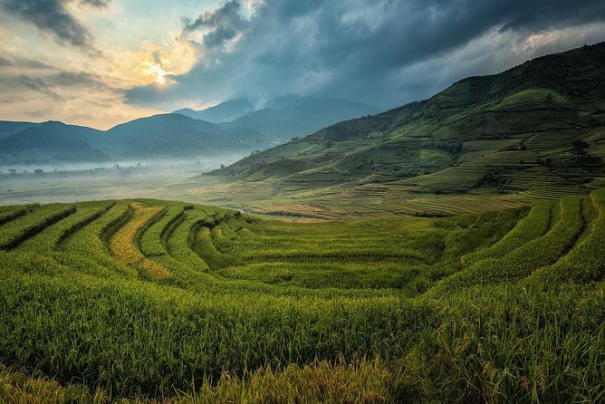 Classic Vietnam In 11 Days - Departure from Ho Chi Minh - Mekong Delta: Pagodas, Village Life, and Boat Time
