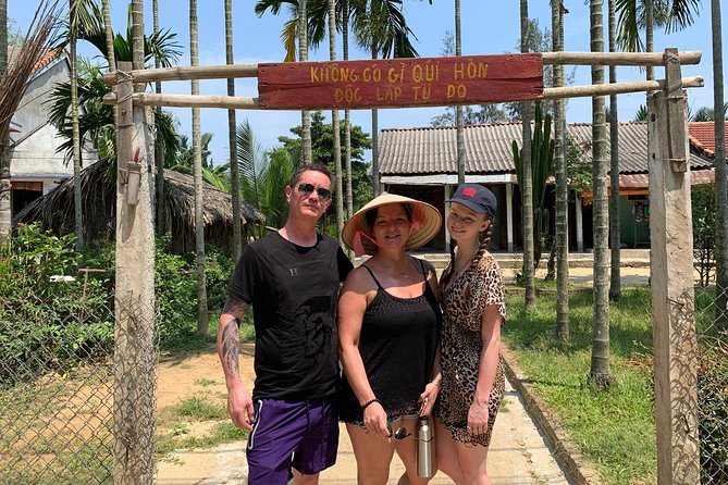 Cocopalm Forest To A Craft Village - Paddling Back and Morning Rhythm: How the Half-Day Feels