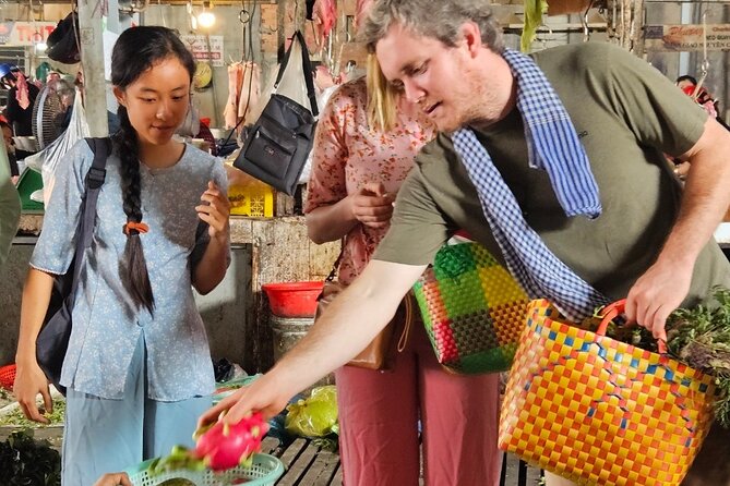 Cooking class & Vibrant Market by Scooter/Tuktuk (Half-Day) - Market exploration in Ben Tre: ingredients, fruit tasting, and herb picking