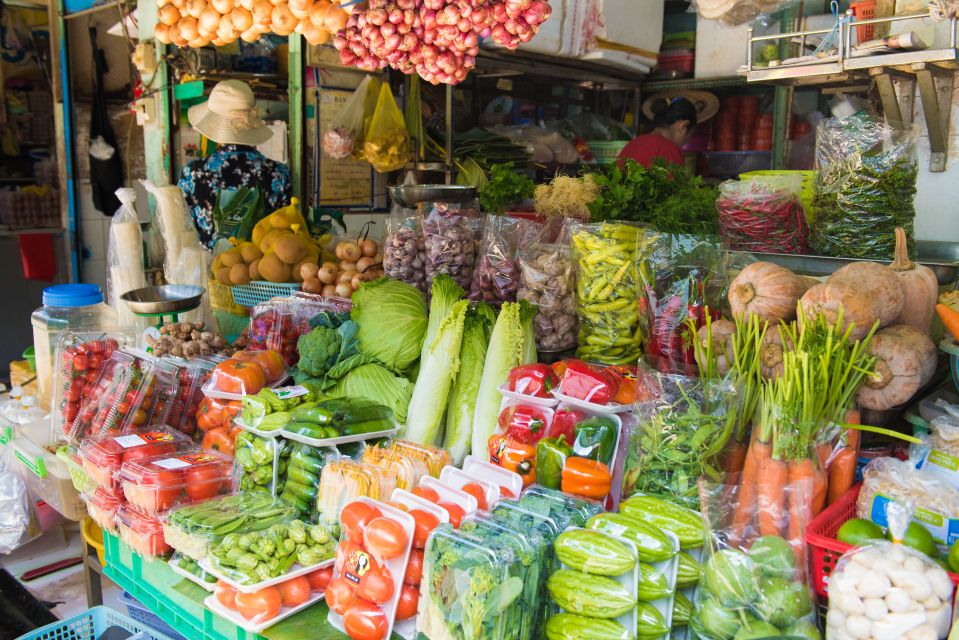 Cooking Class with Ben Thanh Market visit - Cooking class from 10AM to 1PM: hands-on, step-by-step