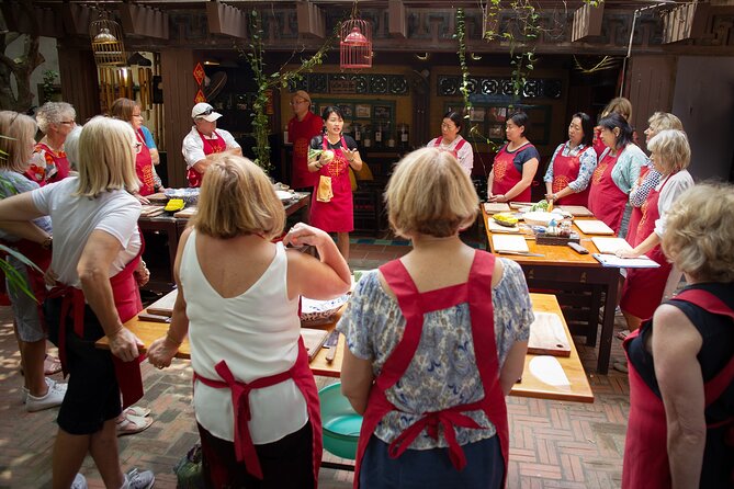 Cooking class with market visit - Entering The Hanoi Market With a Plan (Not Just a Walk)